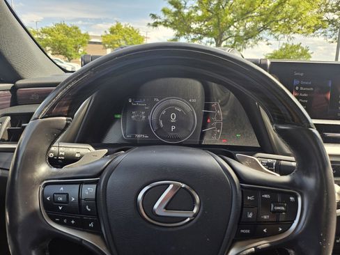 Used 2021 Lexus ES 300h w/ Premium Package FWD image 11