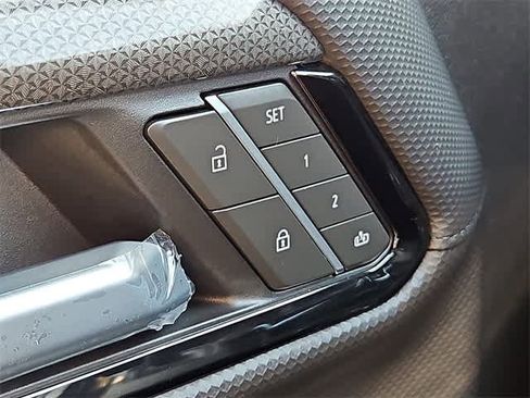 New 2025 Chevrolet Silverado 1500 ZR2 w/ Technology Package image 18