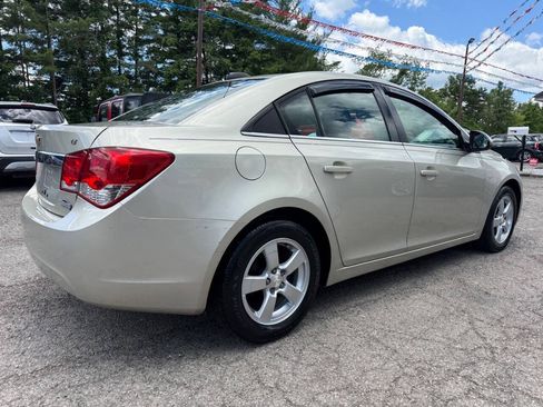 Used 2016 Chevrolet Cruze LT FWD image 5