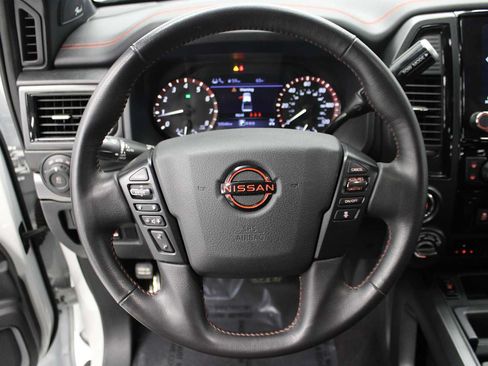 Used 2023 Nissan Titan PRO-4X w/ Pro-4x Convenience Package AWD/4WD image 21
