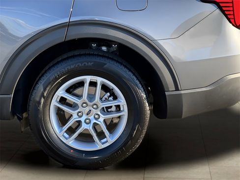 New 2026 Ford Explorer Active w/ Active Comfort Package image 38