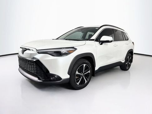 Used 2023 Toyota Corolla Cross AWD Hybrid w/ Convenience Package image 3