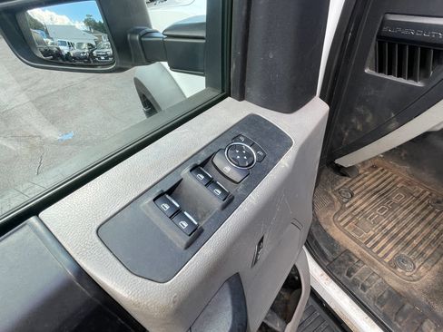 Used 2018 Ford F450 XL w/ Power Equipment Group RWD image 13