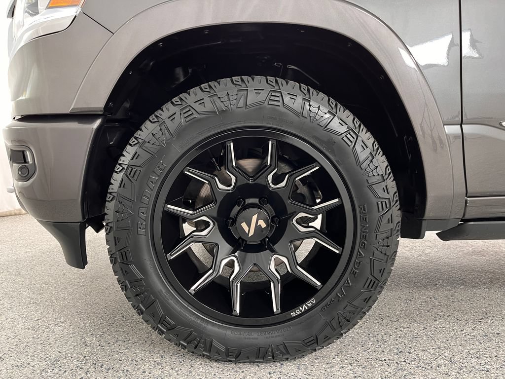 Used 2020 RAM 1500 Limited AWD/4WD image 35