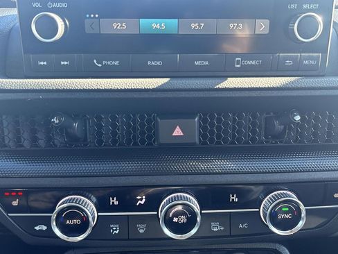 Used 2024 Honda CR-V EX image 19