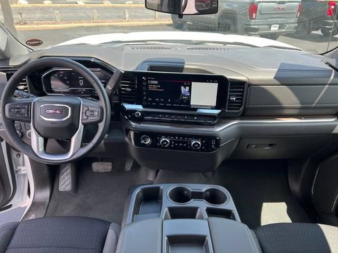 Certified 2024 GMC Sierra 1500 Elevation AWD/4WD image 12