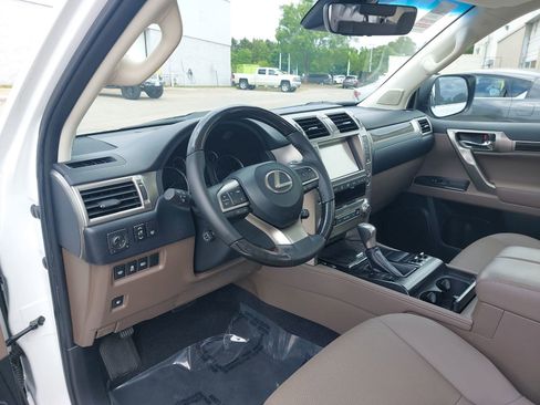 Used 2020 Lexus GX 460 Premium AWD/4WD image 17