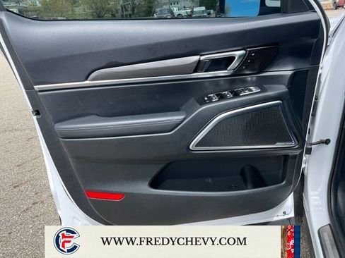 Used 2025 Kia Telluride SX X-Line AWD/4WD image 10