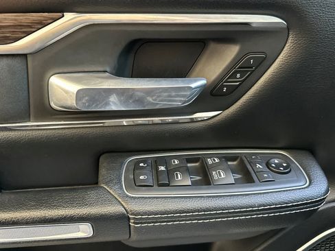 Used 2020 RAM 1500 Laramie RWD image 15