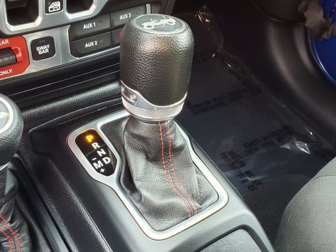 Used 2018 Jeep Wrangler Unlimited Rubicon AWD/4WD image 23