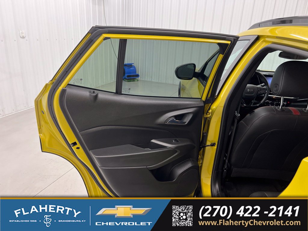 Used 2024 Chevrolet Trax RS w/ Driver Confidence Package FWD image 10