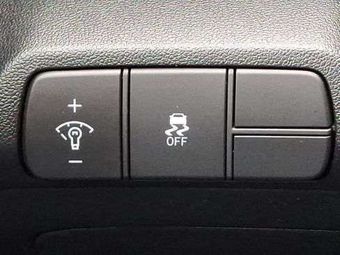 Certified 2025 Hyundai Elantra Sport FWD image 25