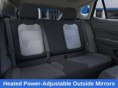 New 2026 Chevrolet Trax LS w/ LS Convenience Package FWD image 18