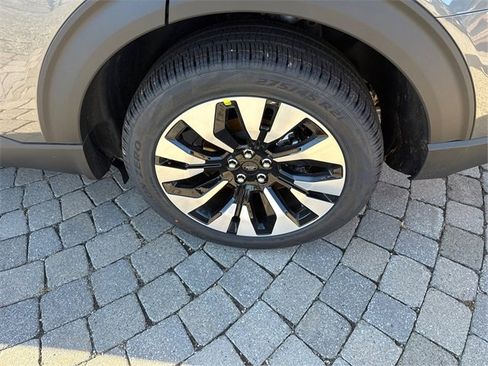 New 2026 Ford Explorer Platinum w/ LUX Leather Package image 14