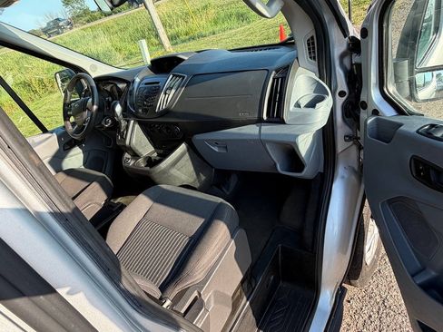 Used 2018 Ford Transit 350 XLT RWD image 10