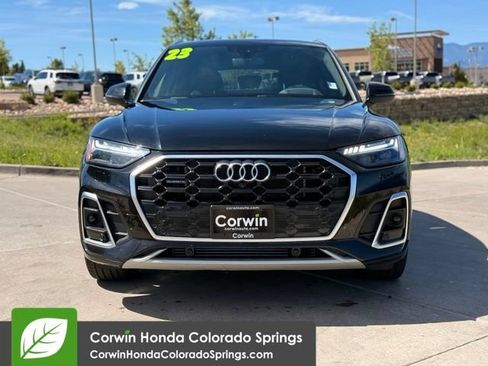 Used 2023 Audi Q5 e Prestige AWD/4WD image 2
