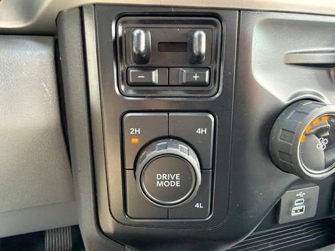 Used 2024 Ford F550 4x4 Crew Cab Super Duty image 30