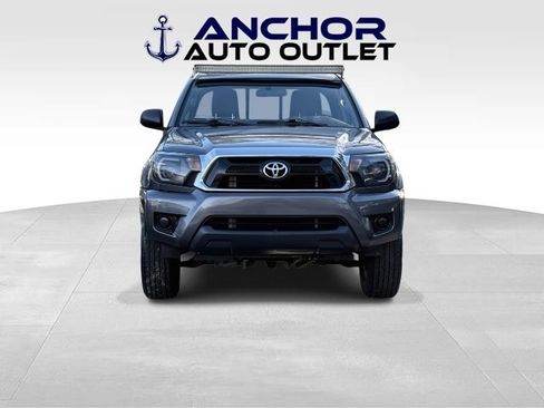 Used 2015 Toyota Tacoma 4x4 Access Cab image 2