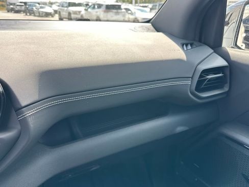 New 2025 Chevrolet Silverado EV LT image 22