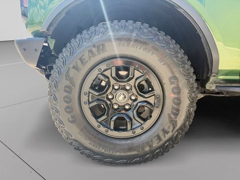 Used 2024 Ford Bronco Wildtrak AWD/4WD image 9