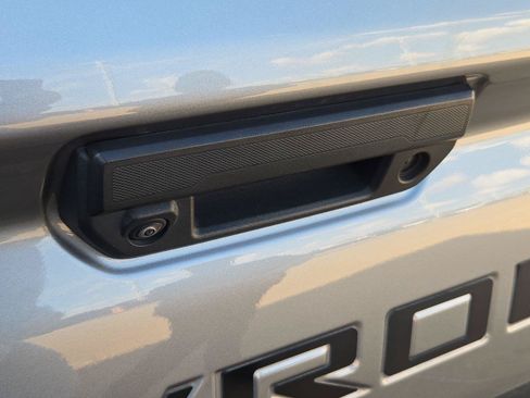 Used 2024 Chevrolet Colorado LT w/ LT Convenience Package RWD image 30