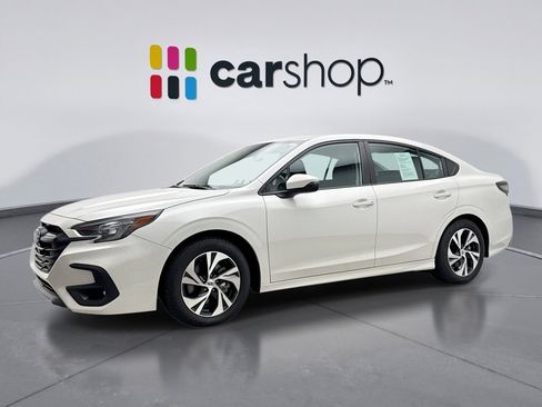 Used 2025 Subaru Legacy Premium AWD/4WD image 1