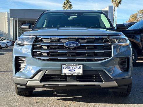 New 2026 Ford Explorer Active image 3