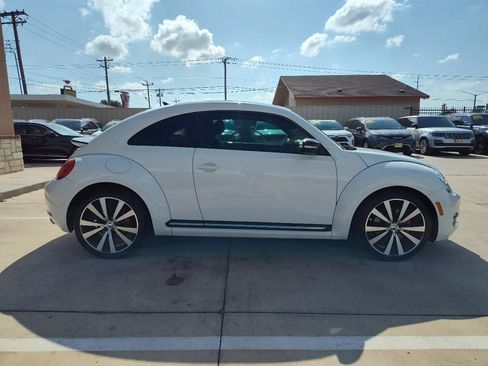 Used 2013 Volkswagen Beetle 2.0T FWD image 3