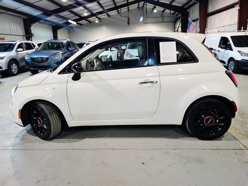 Used 2016 FIAT 500 Pop w/ Italia Package FWD image 4