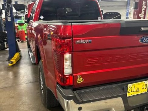 Used 2022 Ford F250 Lariat w/ Lariat Value Package AWD/4WD image 18