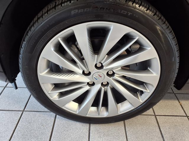 Used 2025 Buick Envision Avenir AWD/4WD image 5