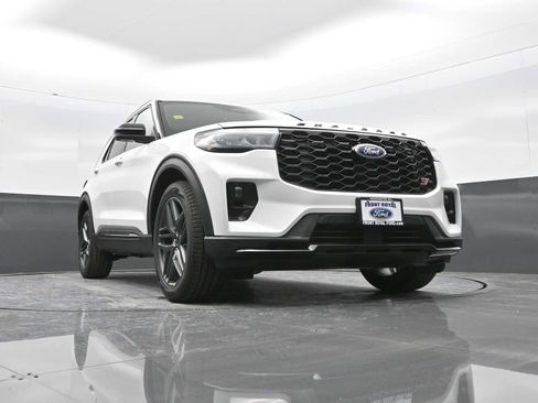 New 2026 Ford Explorer ST image 59