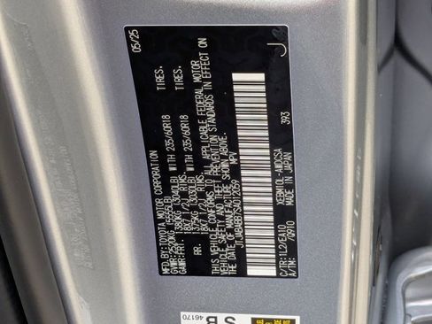 Used 2025 Lexus RZ 300e w/ Accessory Package (Z1) image 22