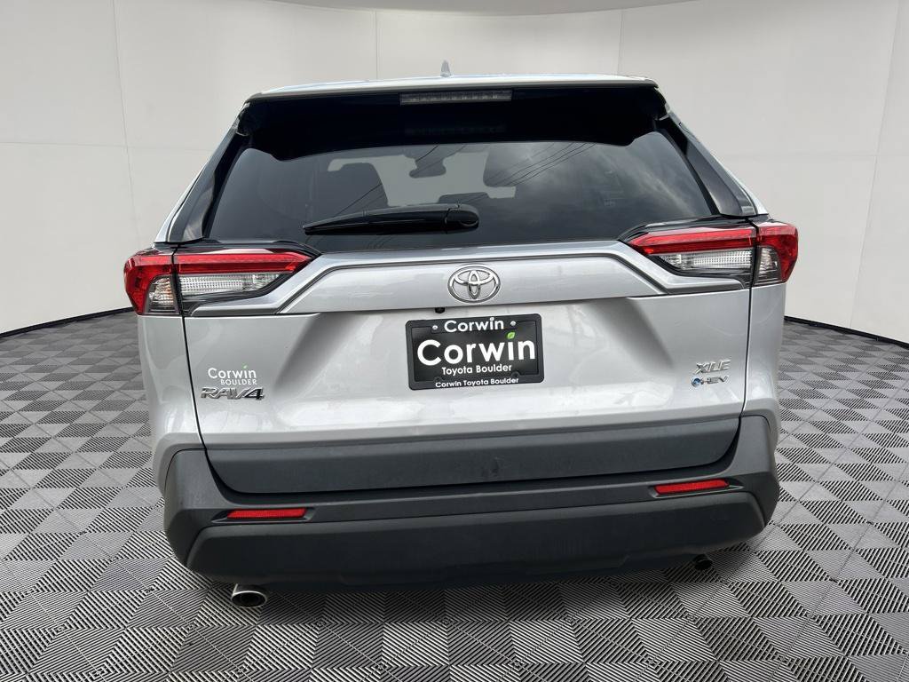 Used 2025 Toyota RAV4 XLE AWD/4WD image 7