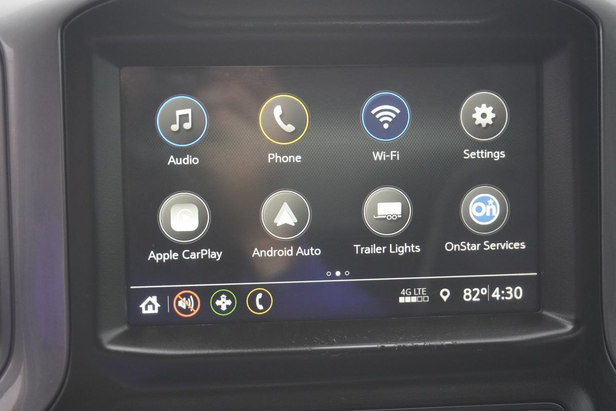 Used 2019 Chevrolet Silverado 1500 Custom w/ Custom Value Package AWD/4WD image 17