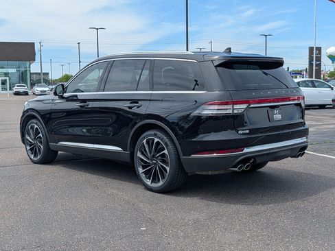 Used 2020 Lincoln Aviator Reserve w/ Equipment Group 202A AWD/4WD image 3