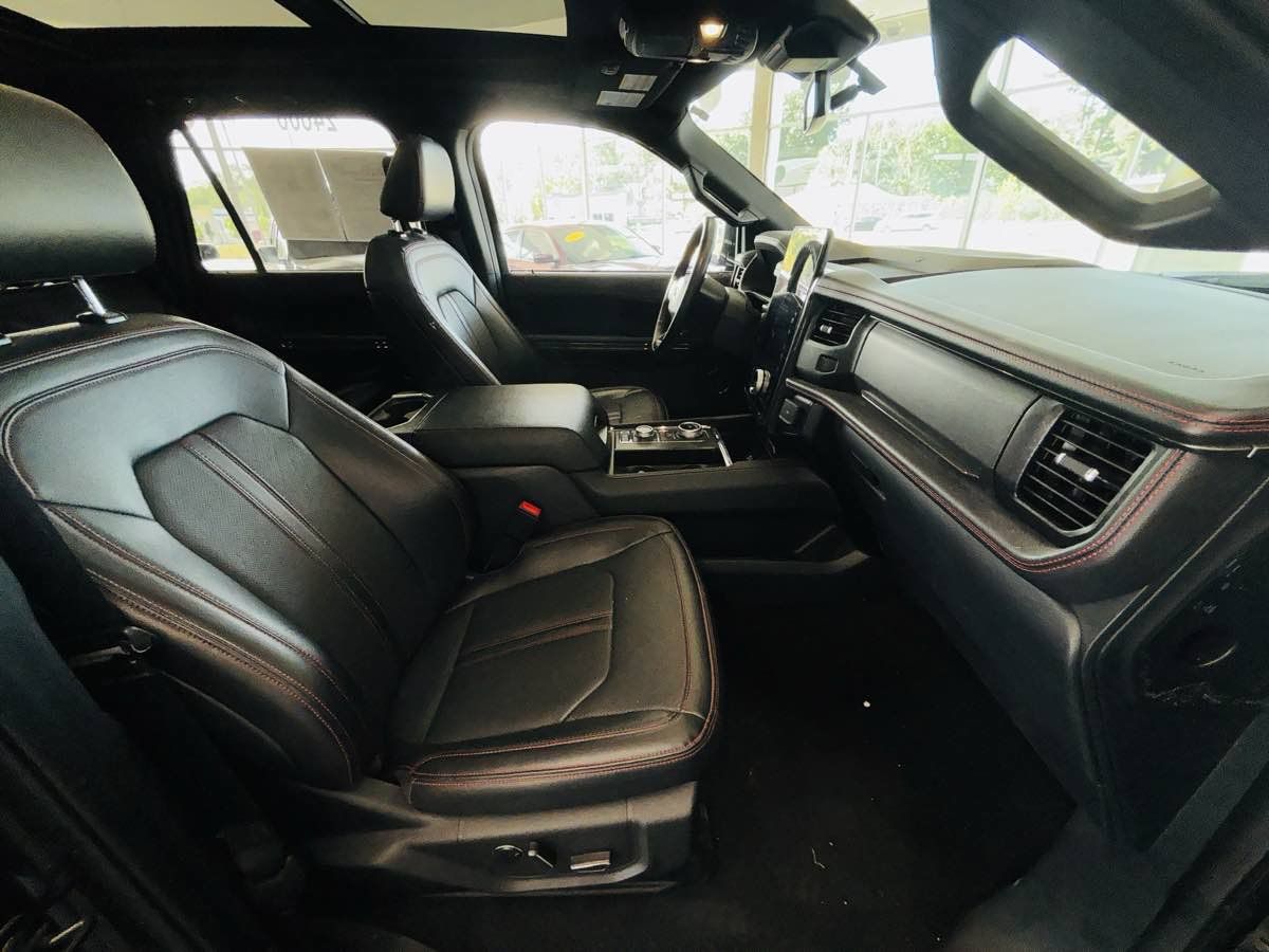 Used 2024 Ford Expedition Max Limited AWD/4WD image 42