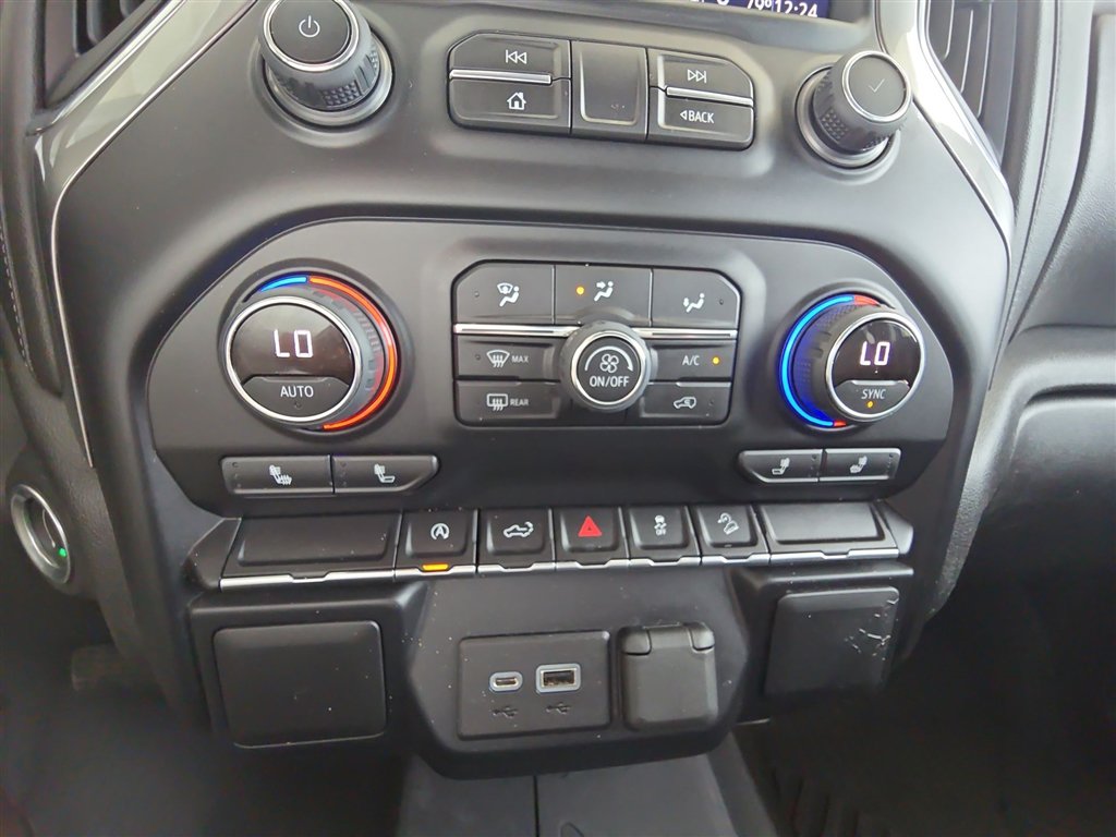 Used 2022 Chevrolet Silverado 1500 RST AWD/4WD image 18