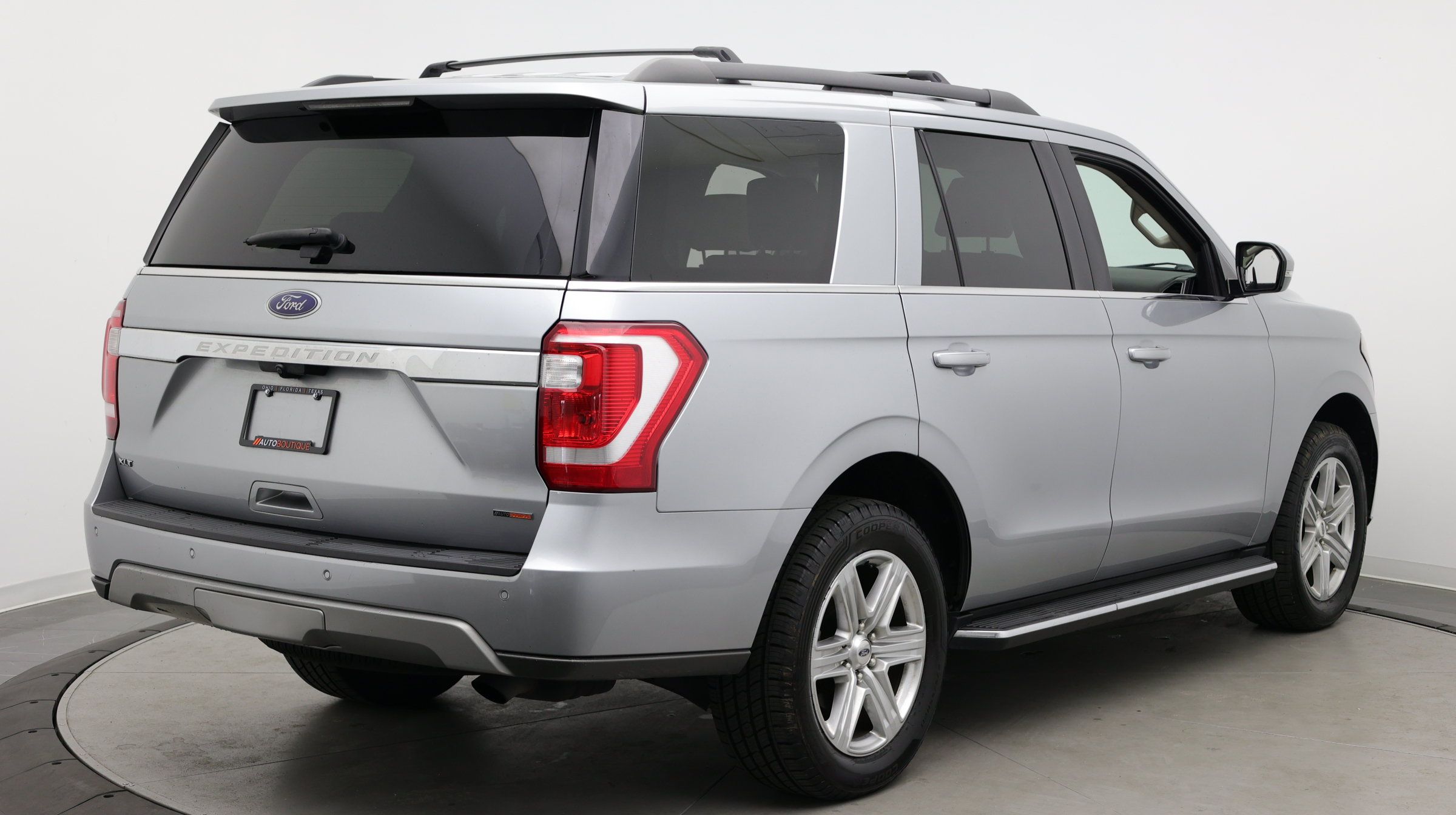 Used 2021 Ford Expedition XLT AWD/4WD image 10