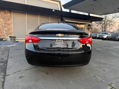 Used 2017 Chevrolet Impala LT image 5