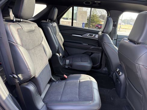 New 2026 Ford Explorer ST image 22