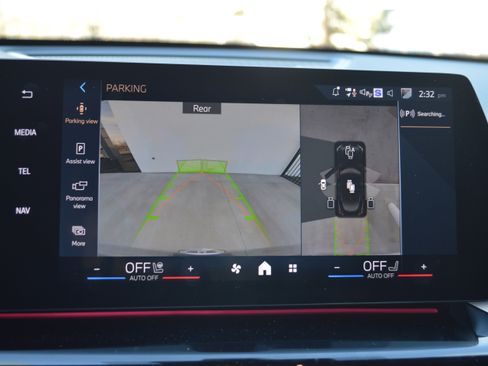 Used 2026 BMW X2 xDrive28i w/ Technology Package image 21