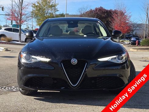 Used 2019 Alfa Romeo Giulia Ti w/ Quick Order Package 22X Lusso image 4