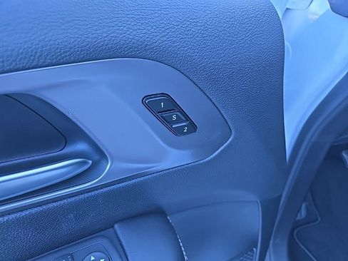 New 2026 Chrysler Pacifica Select w/ S Appearance Package image 30