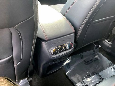Used 2025 Ford Explorer ST-Line w/ ST-Line Street Pack image 36