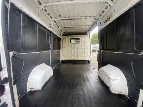 Used 2017 RAM ProMaster 2500 image 12