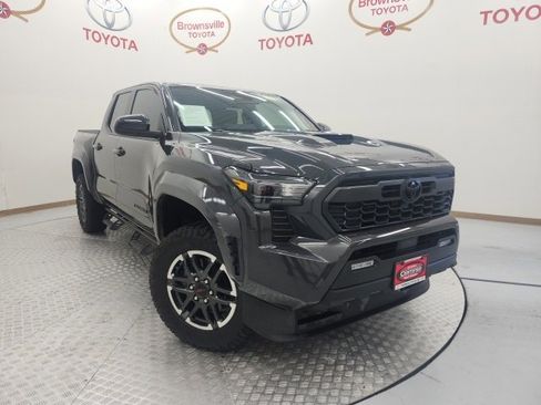 Used 2024 Toyota Tacoma TRD Sport image 1