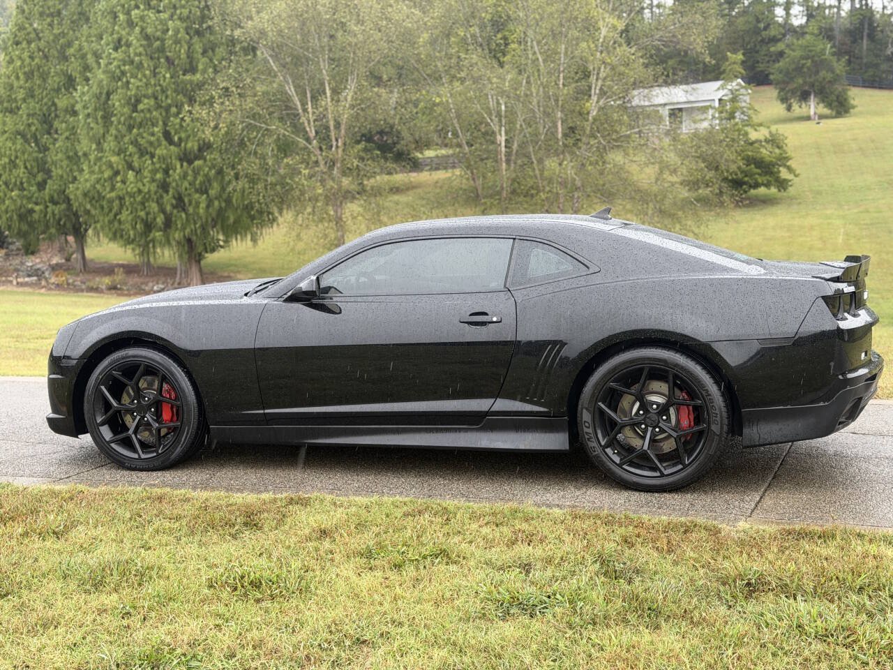Used 2010 Chevrolet Camaro SS RWD image 8