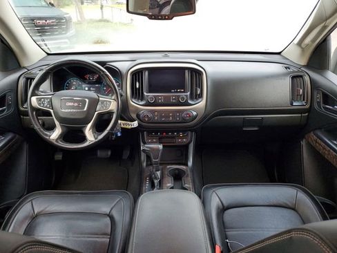 Used 2021 GMC Canyon Denali RWD image 11