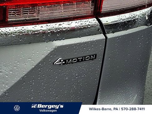 Certified 2025 Volkswagen Atlas SE AWD/4WD image 34
